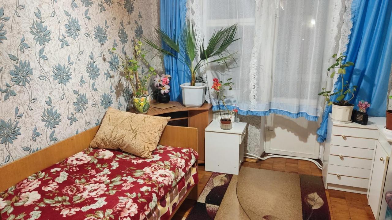 Аренда Квартиры Или Комнат В Квартире Zhmerynka Exterior foto